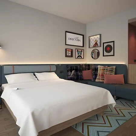 Hampton By Hilton Hotel 3*