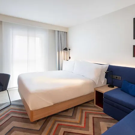 Hampton By Hilton