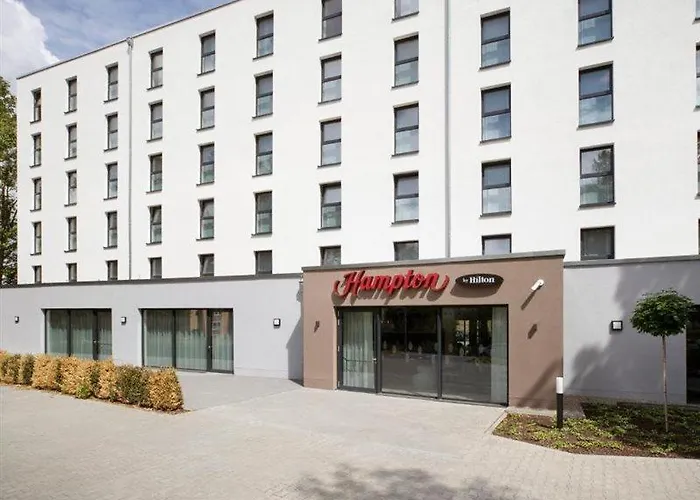Hotel Hampton By Hilton 3*