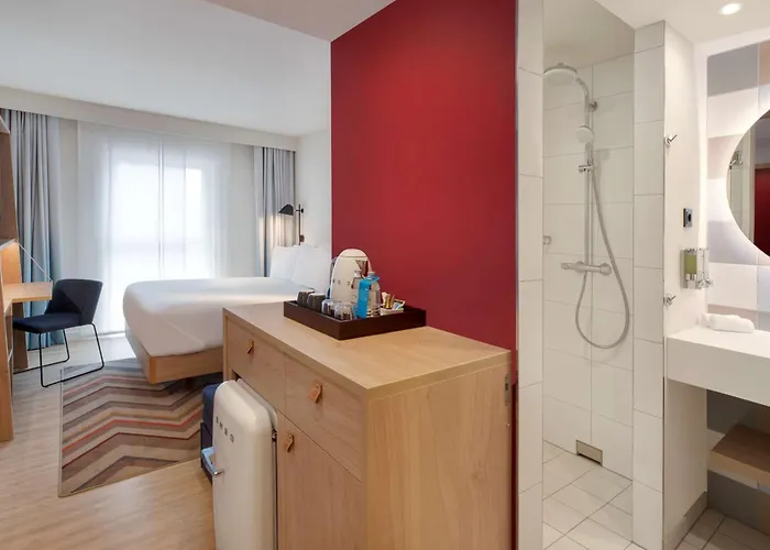 Hampton By Hilton Hotel