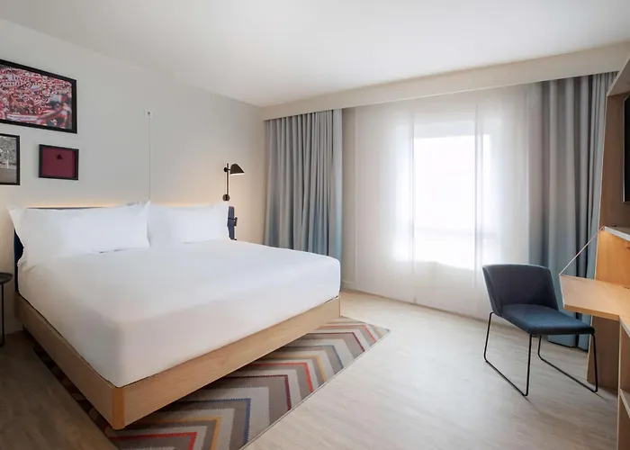 Hotel Hampton By Hilton 3*