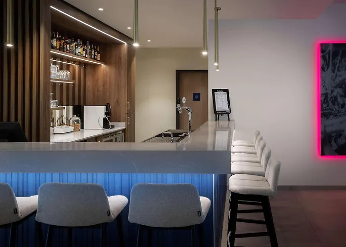 Hampton By Hilton Hotel