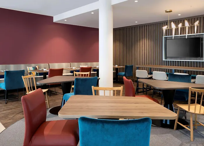 Hampton By Hilton Hotel 3*